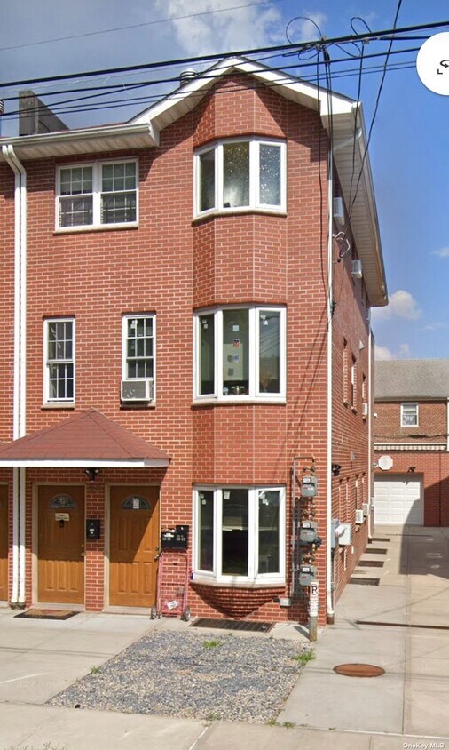 Primary Photo - 40-17 191st St