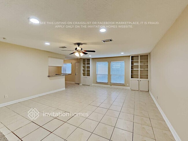 Foto del edificio - 16395 Havenpark Dr