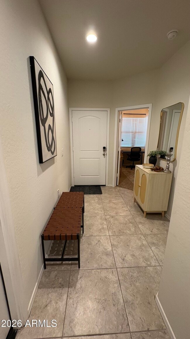 Building Photo - 30998 W Earll Dr