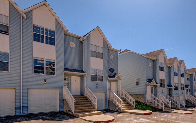 Building Photo - 52 Vale Cir