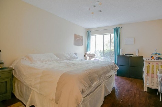 Hardwood floor in bedroom - 3106 Summertime Ln