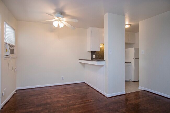 Foto del edificio - 8803 Timberside Dr
