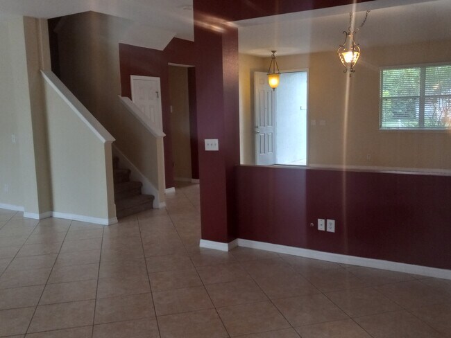 Building Photo - 9 Squash Blossom Trail