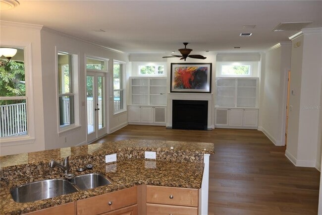 Building Photo - 2823 W Bay Haven Dr