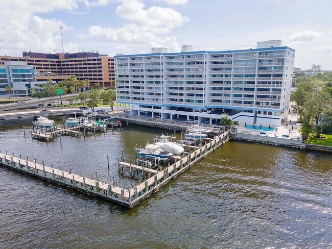 Foto del edificio - 2 Adalia Ave