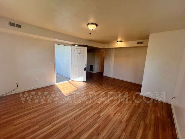 Building Photo - 4988 W 4850 S
