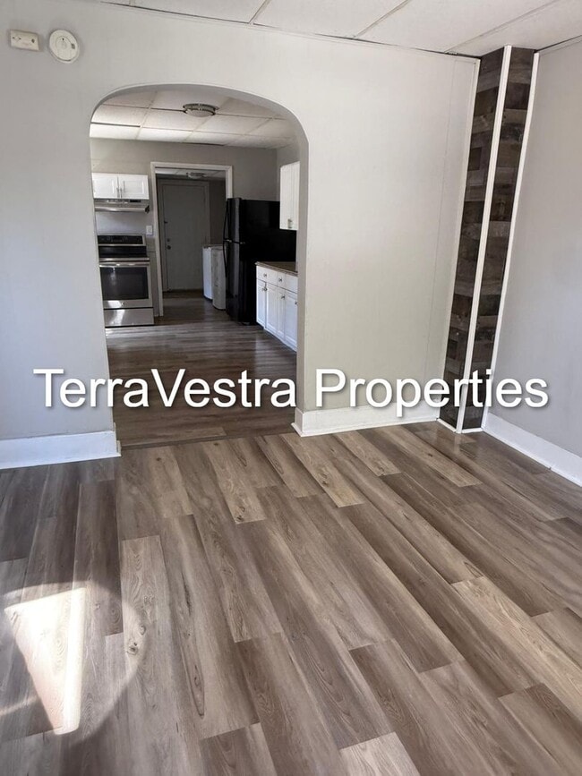 Foto del edificio - Lovely 3 Bedroom Home! Eligible for $500 S...