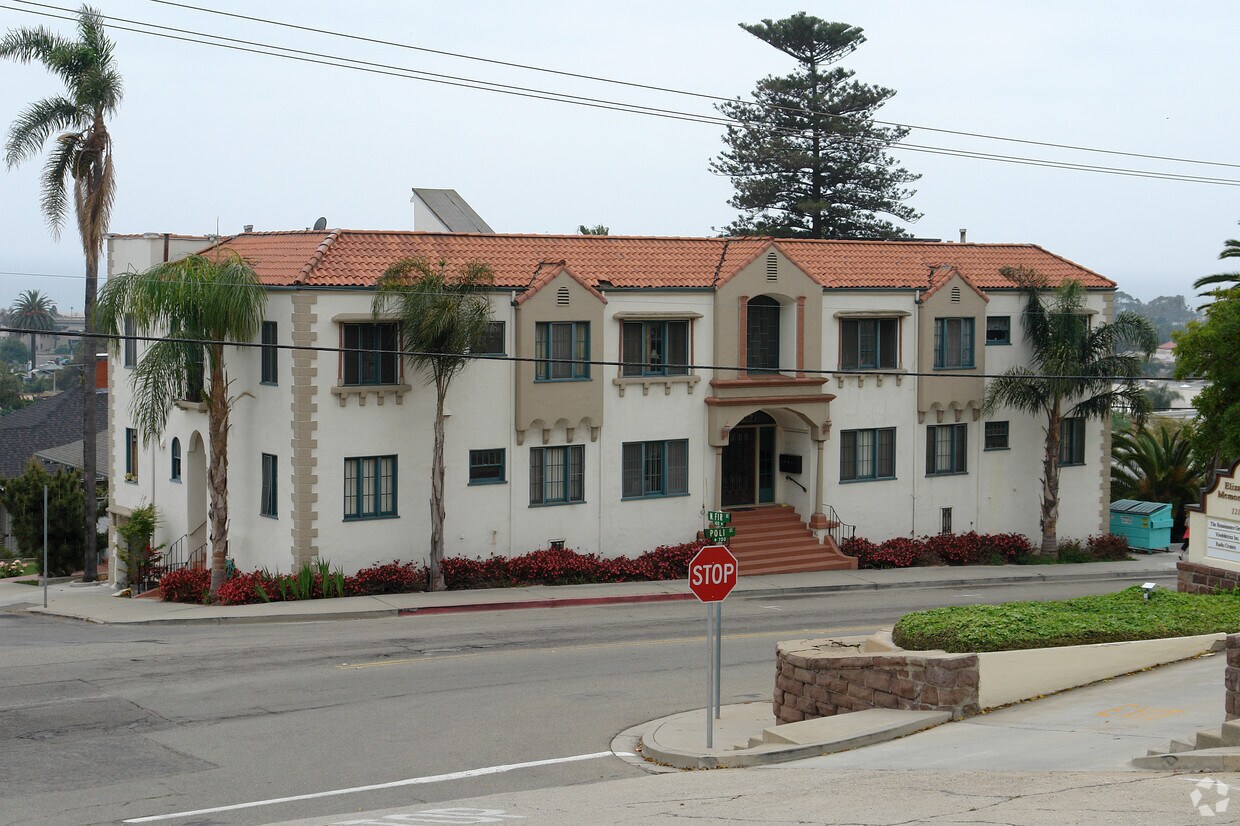 Primary Photo - Noble Hill Apartments