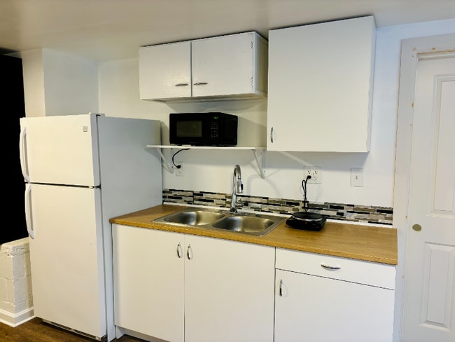 Foto del edificio - 13623 8th Ave SW