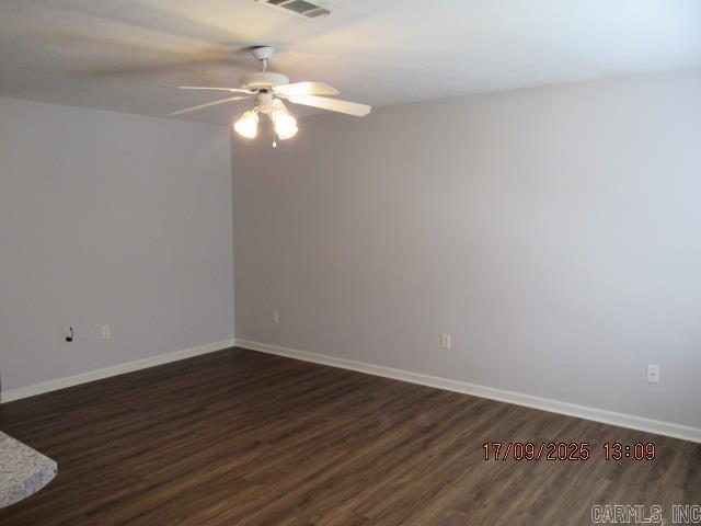 Building Photo - 1320 Pyramid Dr