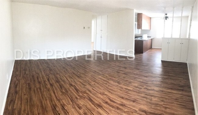 Foto del edificio - 1304 Roxanne Dr