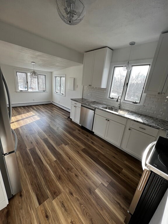 14 Burroughs St Unit 2, Danvers, MA 01923 Room for Rent in Danvers