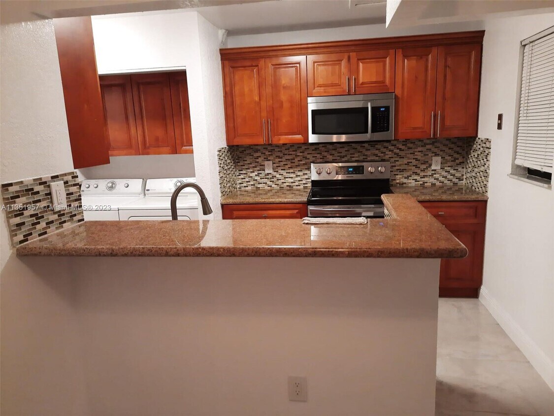 860 NE 209th Terrace Unit 20233, Miami, FL 33179 Condo for Rent in