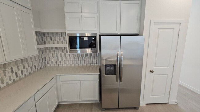 Foto del edificio - 6307 Serenity View Ln