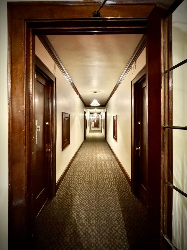 Foto del edificio - Van Buren Apartments