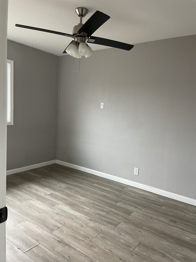 Building Photo - 12542 Twintree Ln