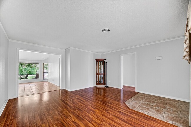 Foto del edificio - 5114 Beechnut St