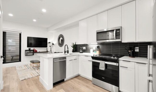 Foto del edificio - 3817 14th St NW