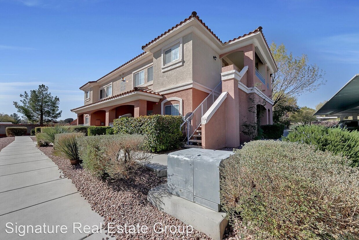 Foto principal - 2 br, 2 bath House - 10553 Pine Glen Ave #104