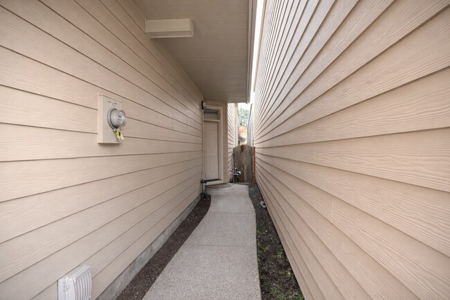 Foto del edificio - 13106 NE 25th St