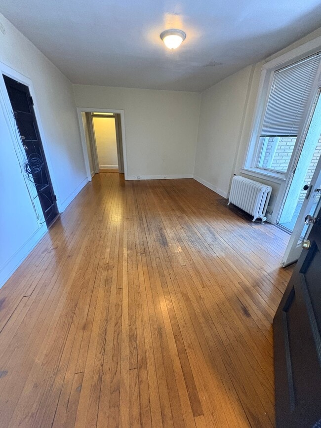 Building Photo - 1611 Hampton Blvd
