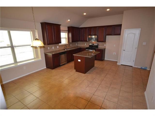 Foto del edificio - 9009 Weller Ln