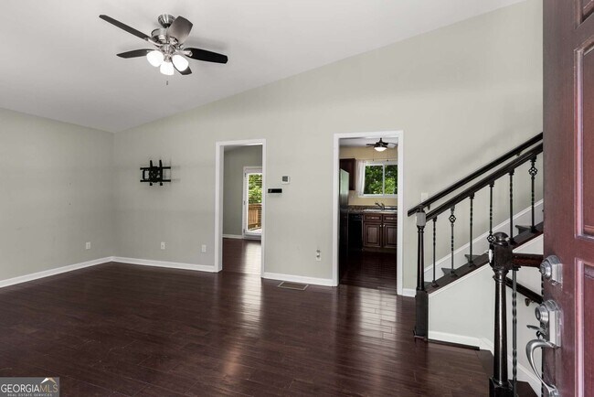 Building Photo - 1741 Branch View Dr