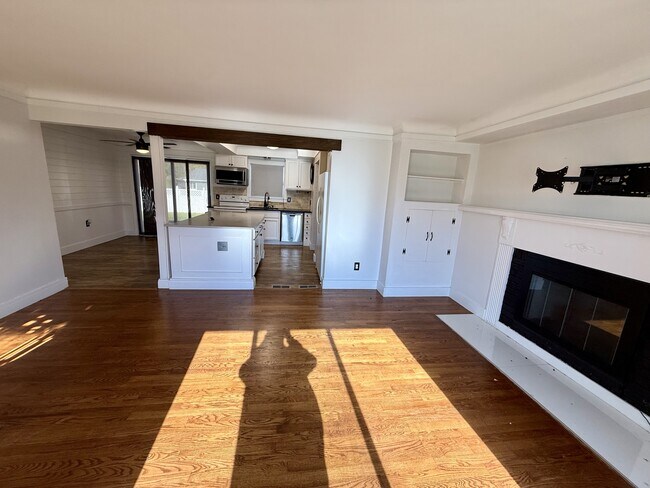 Building Photo - 52678 Pappy Ln