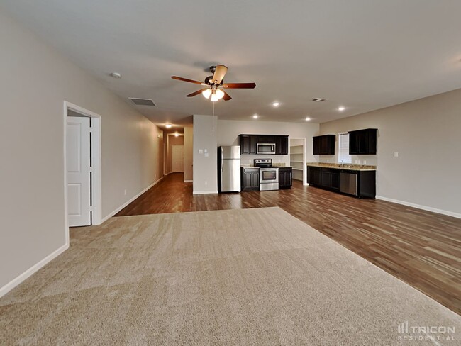 Building Photo - 408 Glen Meadow Dr