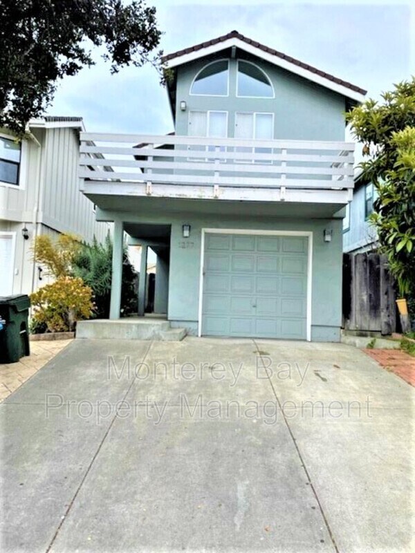 Primary Photo - 1277 Hilby Ave