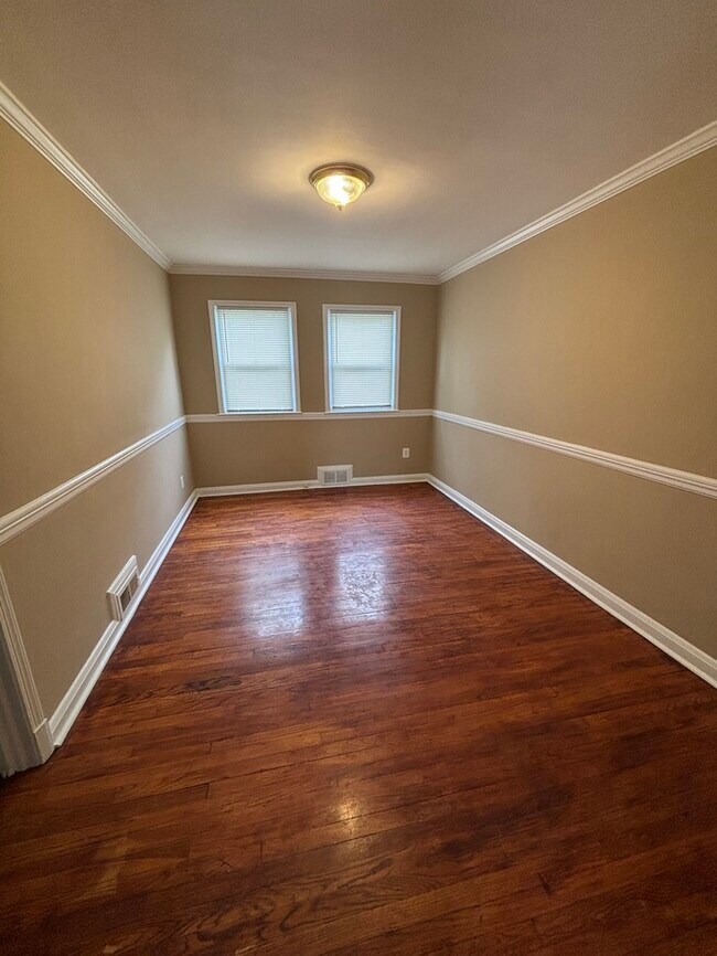 Photo - 3 Bedrooms plus Finished basement Townhome