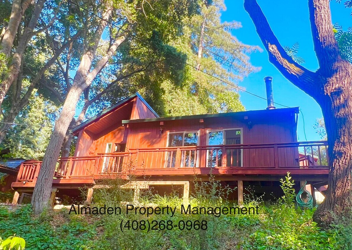 Foto principal - Remodeled Home in the Los Gatos Hills! Awa...