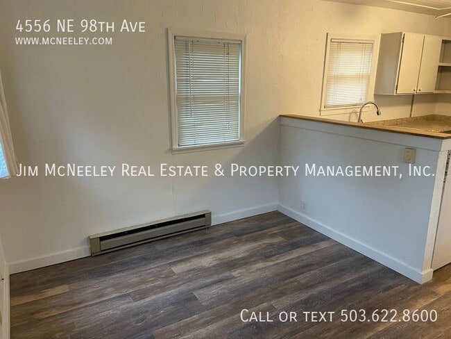 Building Photo - 4556 NE 98th Ave