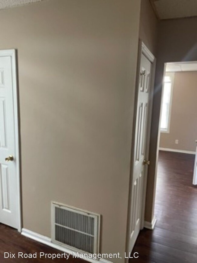 Building Photo - 2 br, 1 bath House - 916 Linden Avenue,