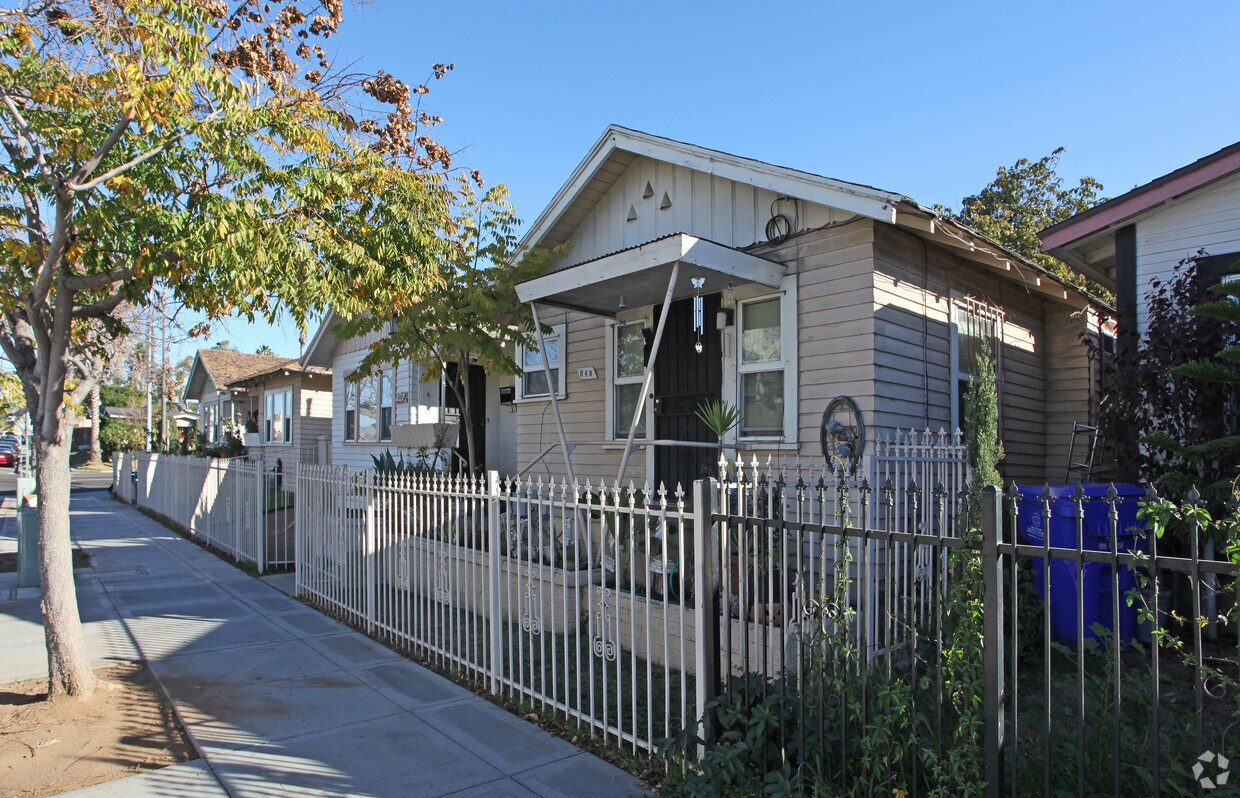 Primary Photo - 549-567 17th St