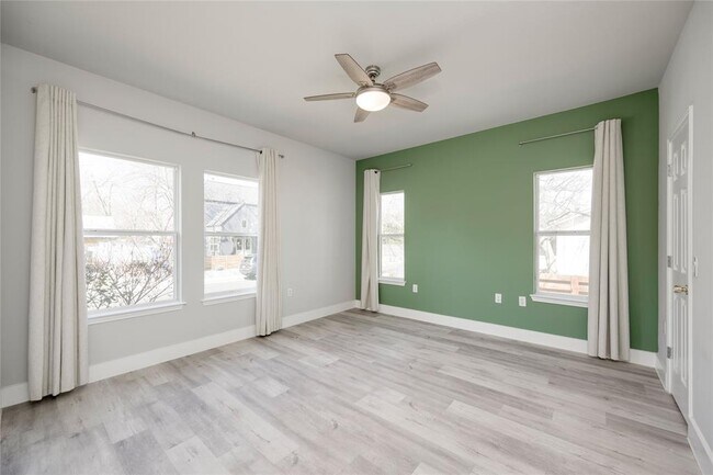 Foto del edificio - 3000 Prado St