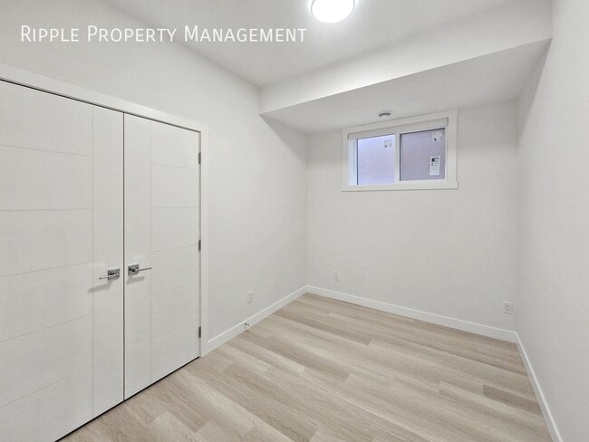 Building Photo - NEW 2 Beds/ 1 Baths Lower Unit in Bowness