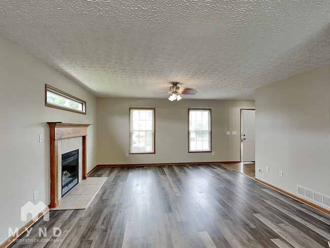 Foto del edificio - 4404 Tolbert Ave