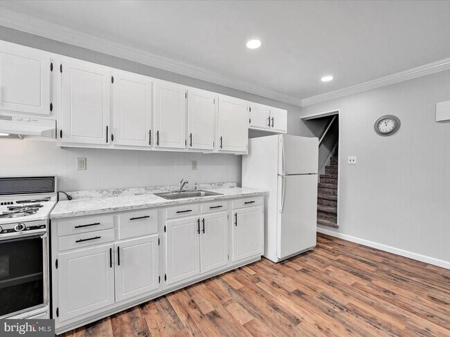 Foto del edificio - 31 E Union St