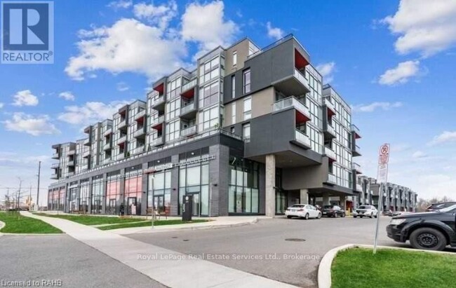 Photo du bâtiment - 5230-5230 Dundas St