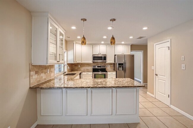 Building Photo - 115 Sweetwater Hills Drive