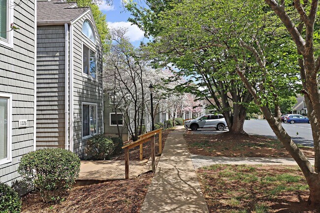 Foto del edificio - Pet-Friendly River Run Condo With Private Balcony