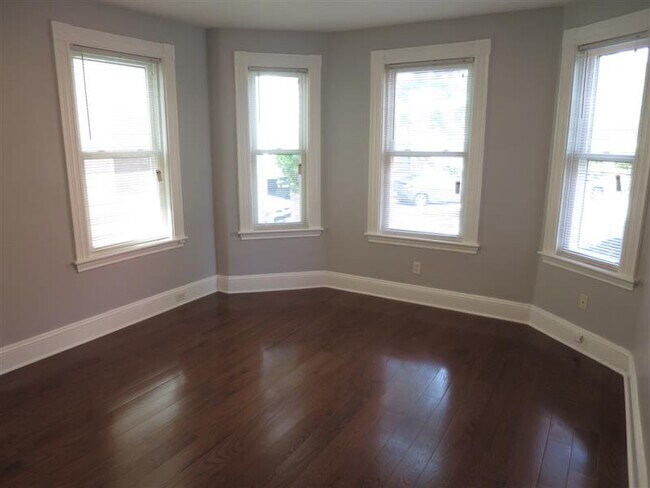 Building Photo - 72 Eustis St