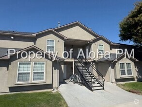 Building Photo - 1069 W Pine Ave