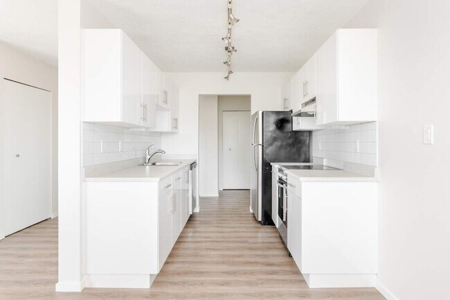 Photo du bâtiment - 2433 Malaview Avenue