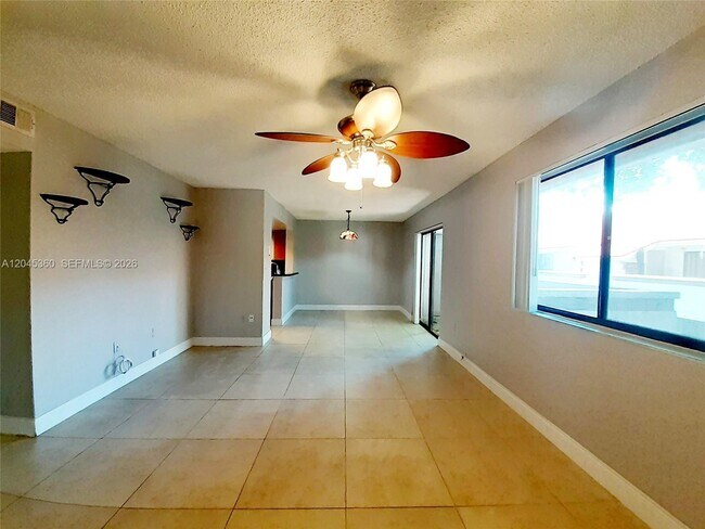 Building Photo - 8407 Coral Lake Manor