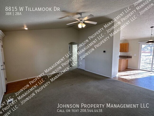 Foto del edificio - 8815 W Tillamook Dr