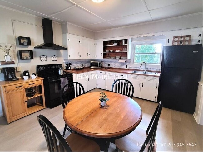 Building Photo - 30 Boutelle Ave