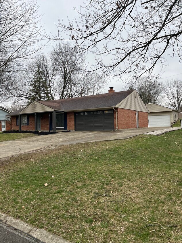 4403 Bellemeade Dr, Bellbrook, OH 45305 House Rental in Bellbrook, OH