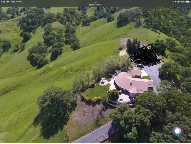 Building Photo - 8725 Quail Canyon Rd